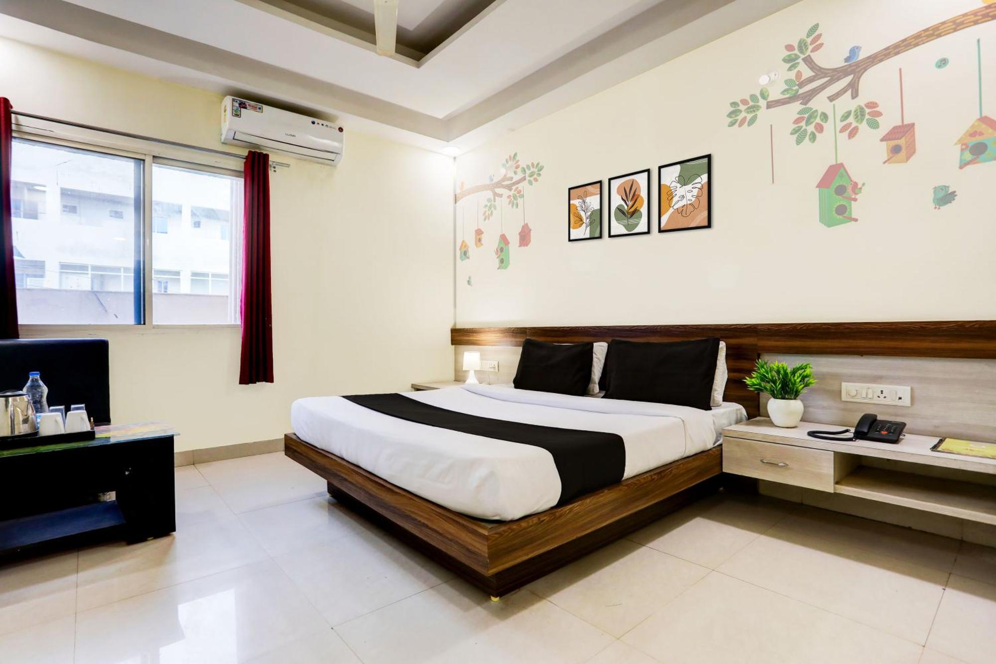 Samarda Kaliāsot Super Townhouse Hoshangabad Road Near Aashima Mall מראה חיצוני תמונה