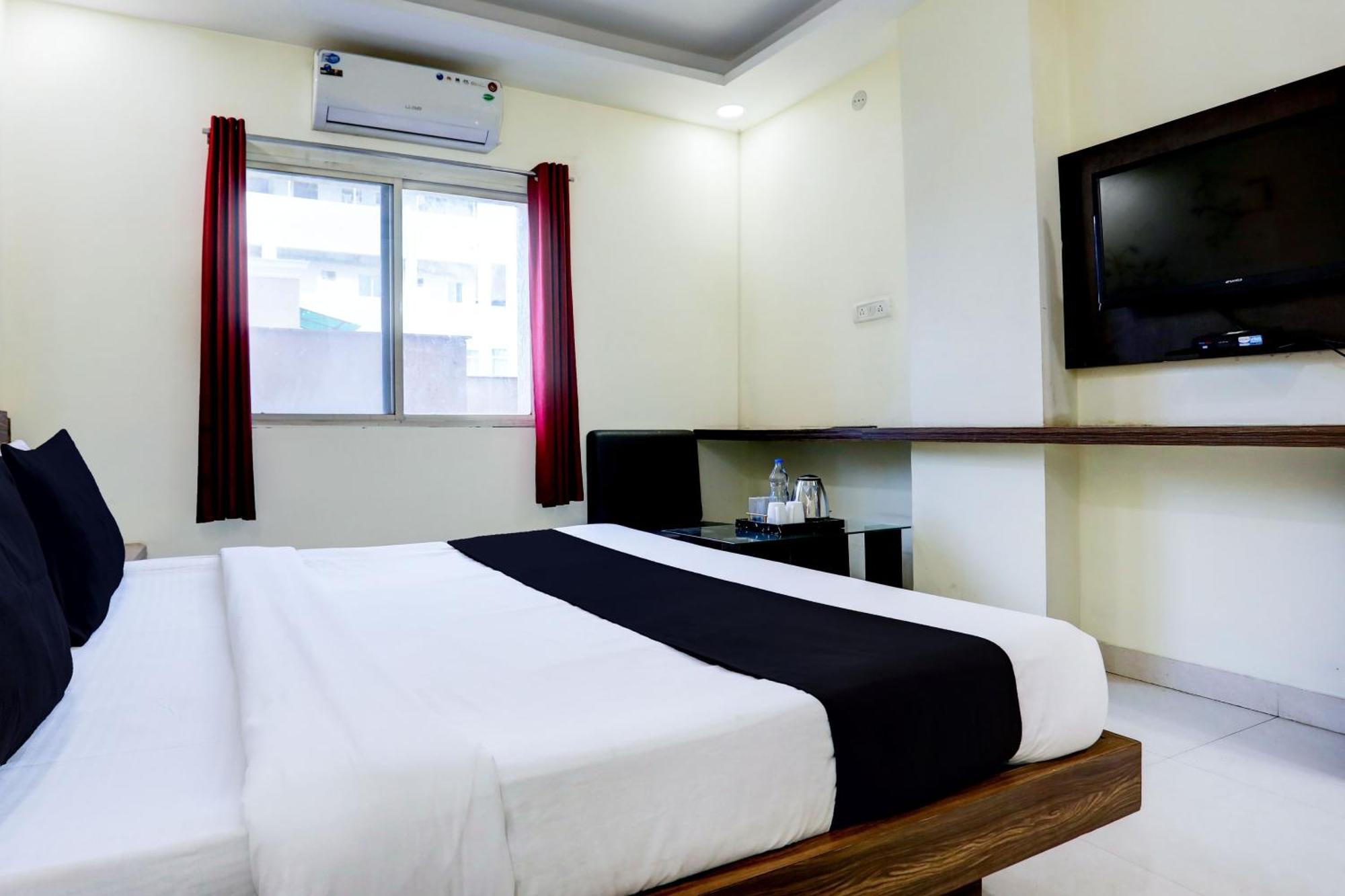 Samarda Kaliāsot Super Townhouse Hoshangabad Road Near Aashima Mall מראה חיצוני תמונה
