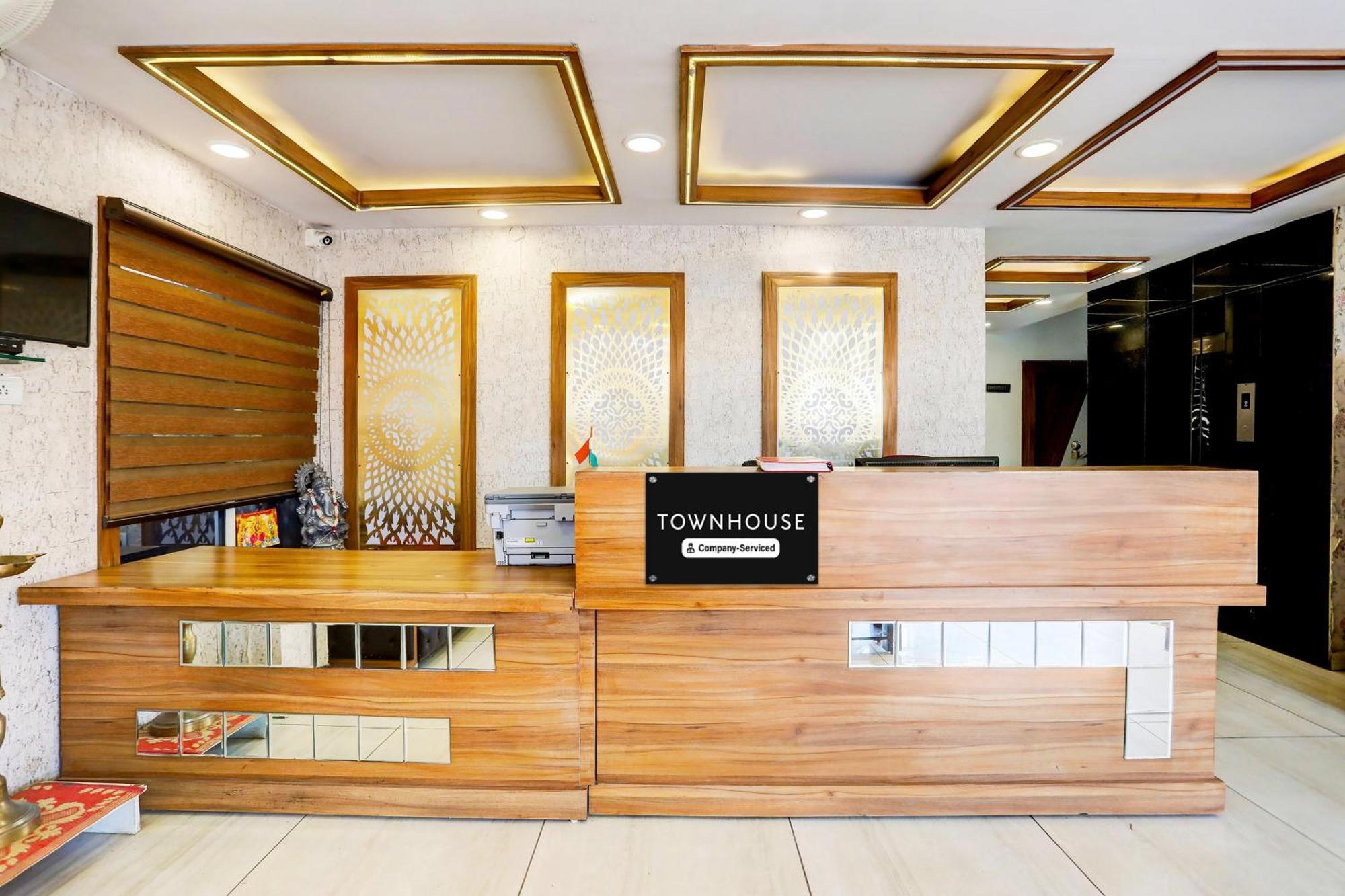Samarda Kaliāsot Super Townhouse Hoshangabad Road Near Aashima Mall מראה חיצוני תמונה